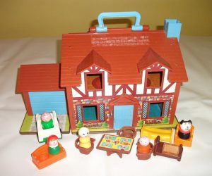 Линия игрушек Little People «Family House» Fisher-Price