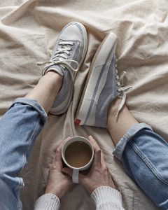 Женские кроссовки Clarks